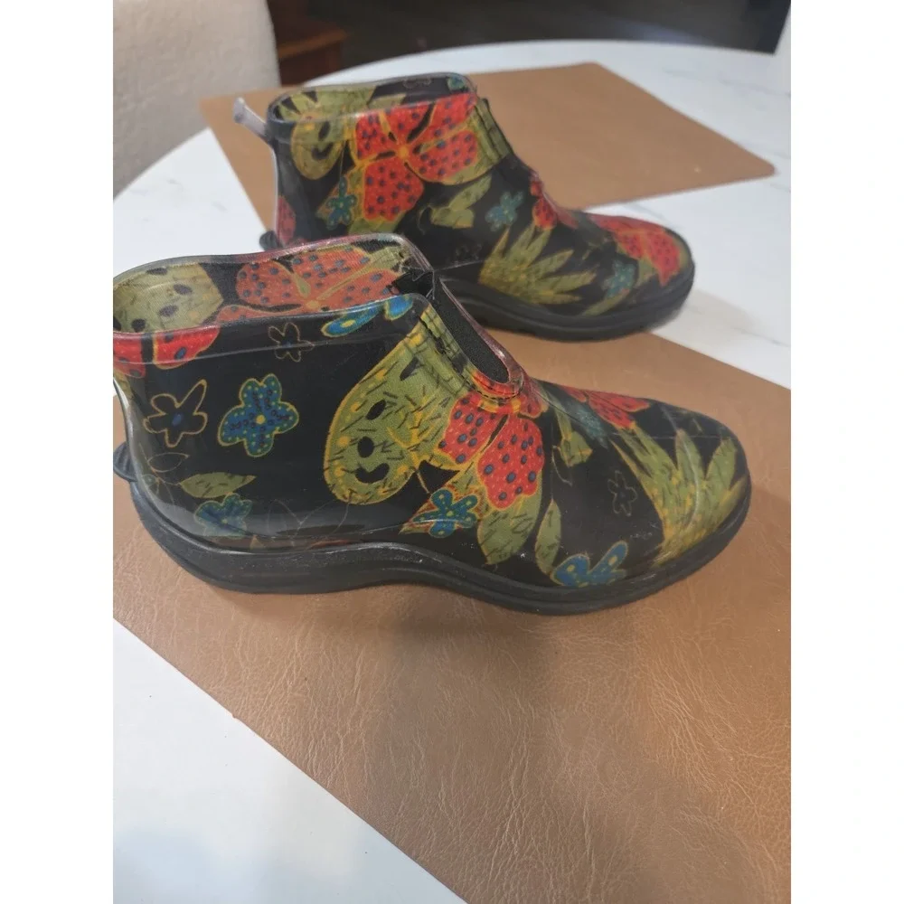 Sloggers Women's Waterproof Rain And Garden Boots Sz7 Midsummer Black